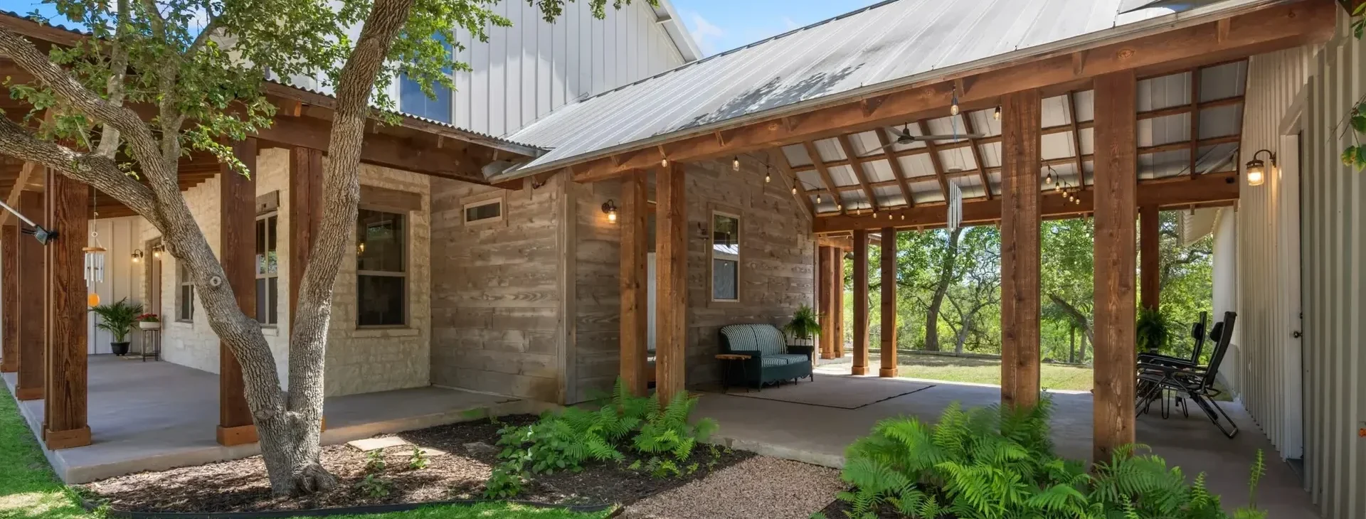 Polli Construction Builds Porches & Decks